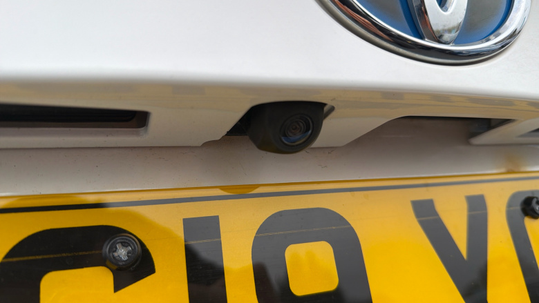 Toyota C-HR 1.8 Hybrid Design 5dr CVT Hybrid Hatchback